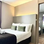 Hotel & Le Renard Centre Châlons-en-Champagne