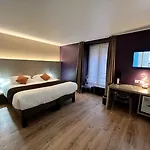 & Le Renard Centre Hotel