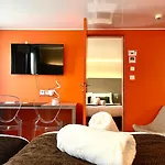 Hotel & Le Renard Centre 4*
