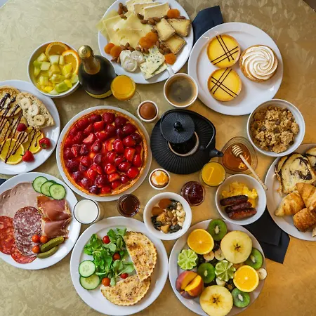 Otel & Le Renard Centre 4*