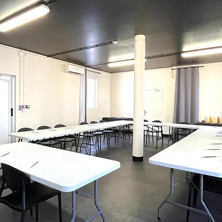 & Le Renard Centre Hotel