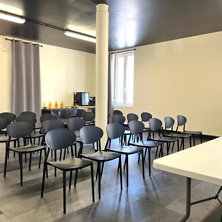 & Le Renard Centre Otel 4*