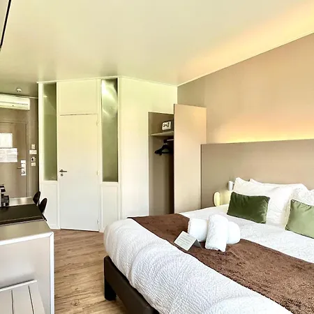 & Le Renard Centre Châlons-en-Champagne