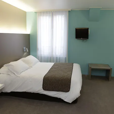 & Le Renard Centre Hotel 4*