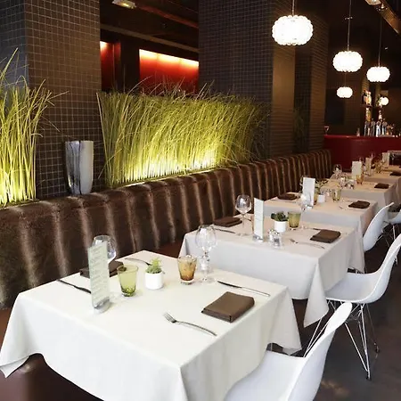 & Le Renard Centre 호텔 4*