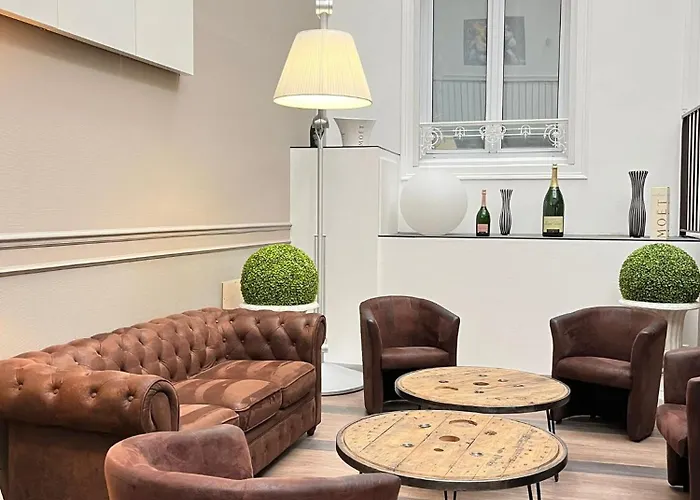 Hotel & Le Renard Centre