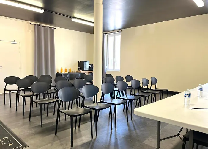 & Le Renard Centre Hotel 4*