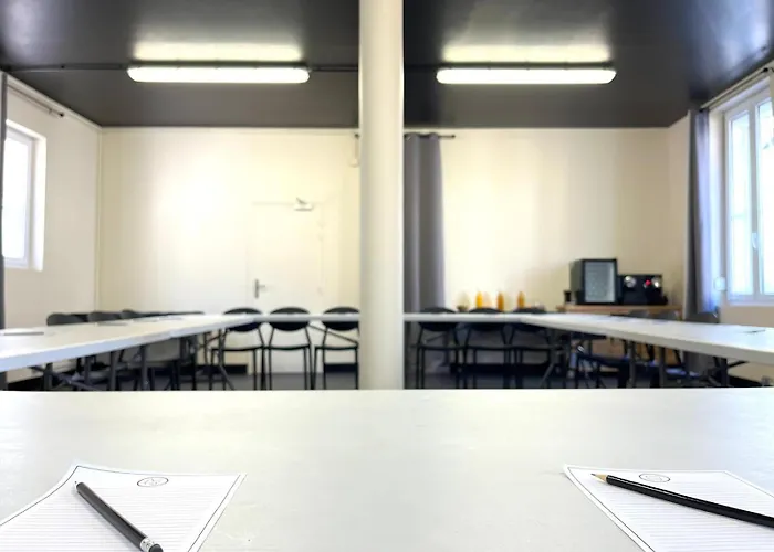 & Le Renard Centre Hotel