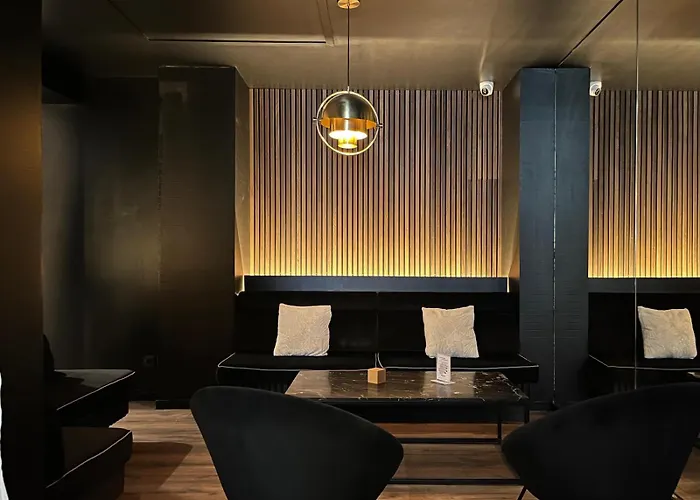 & Le Renard Centre Hotel Châlons-en-Champagne