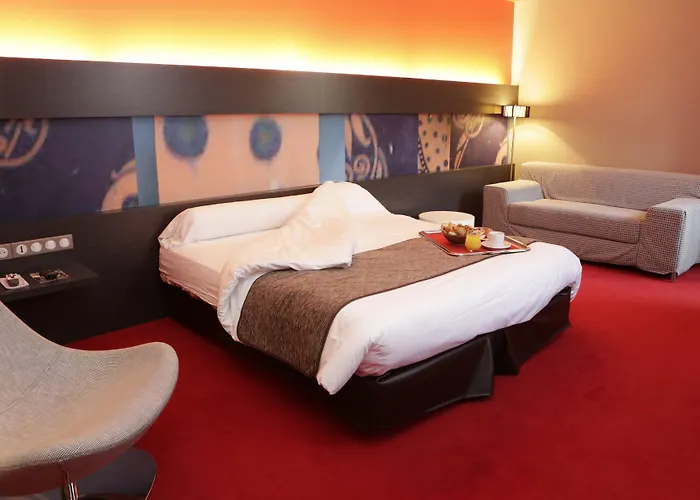 & Le Renard Centre Hotel 4*