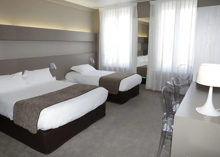 Hotel & Le Renard Centre 4*