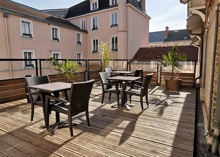 Hotel & Le Renard Centre 4*