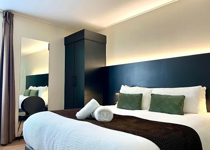 Hotel & Le Renard Centre