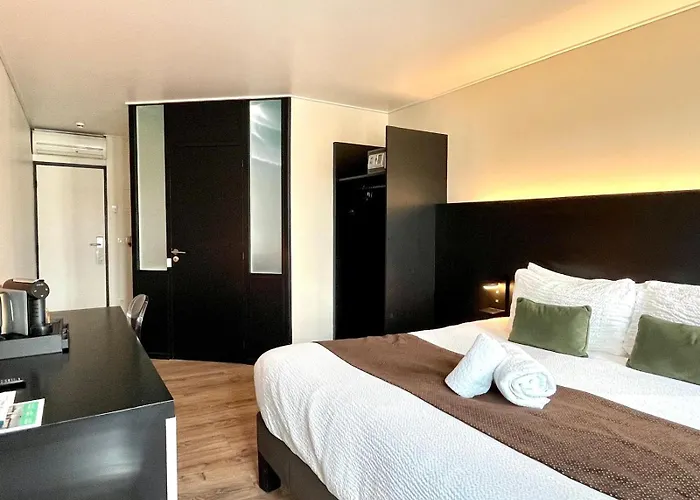 & Le Renard Centre Hotel 4*